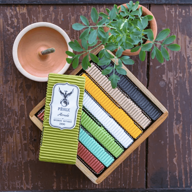 Incenso Natural de Arruda - Casa Aurum